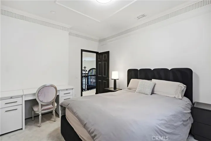 19 Belmont, Newport Beach, California 92660