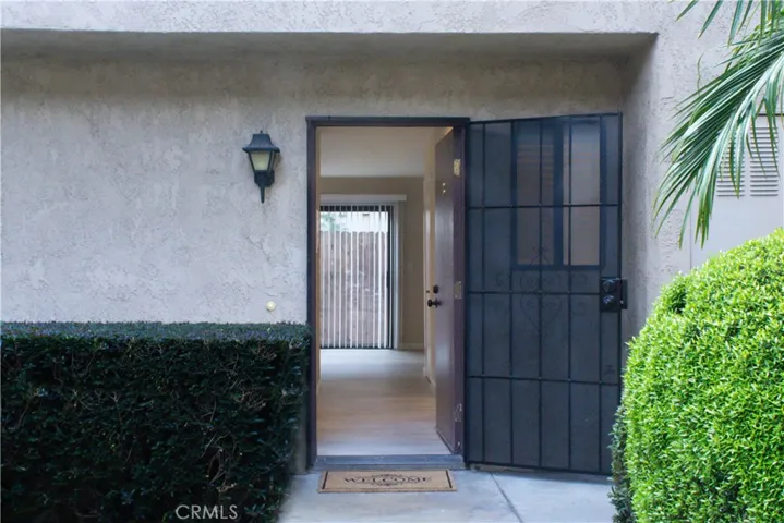 628 E Birch D, Brea, California 92821