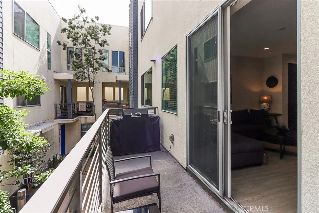 The balcony/veranda