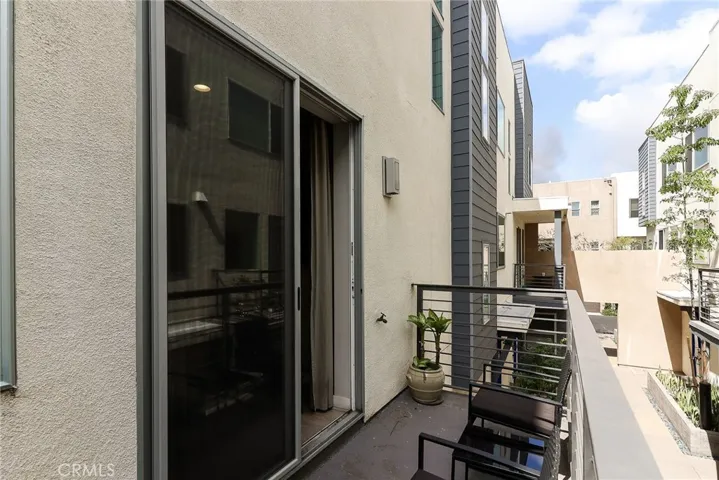 The balcony/veranda