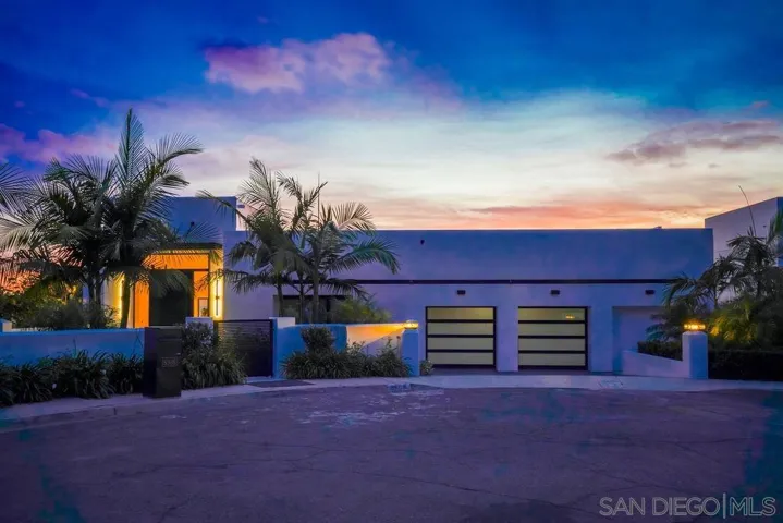 8308 Calle Del Cielo, La Jolla, California 92037
