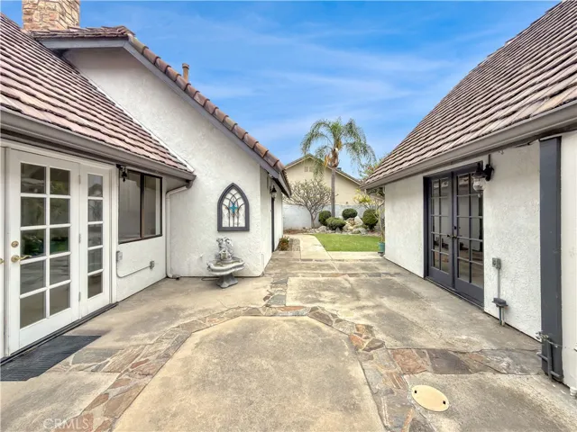 1571 N Santiago Boulevard, Orange, California 92867