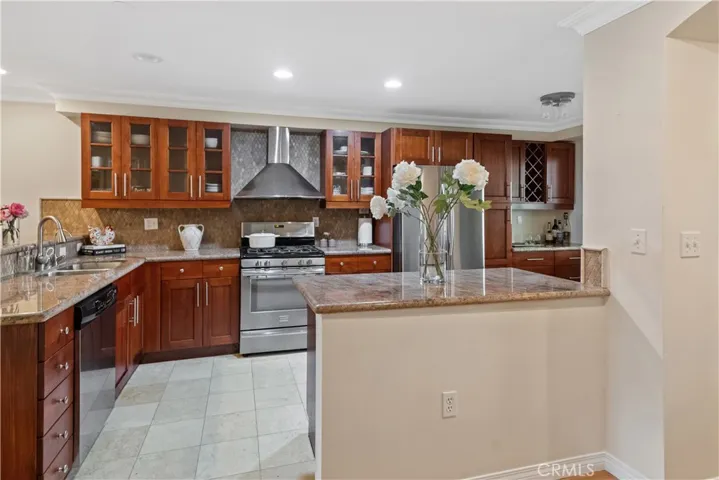6221 Monterey 304, Highland Park, California 90042