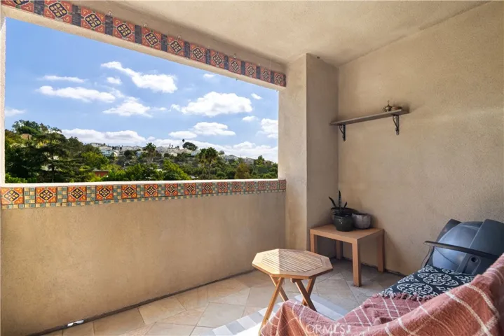 6221 Monterey 304, Highland Park, California 90042