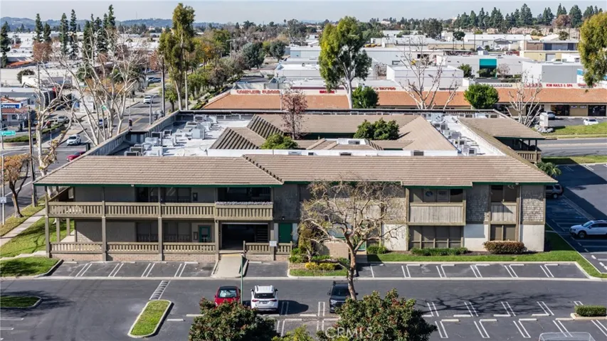 222 N Mountain Avenue, Upland, California 91876 — photo 4