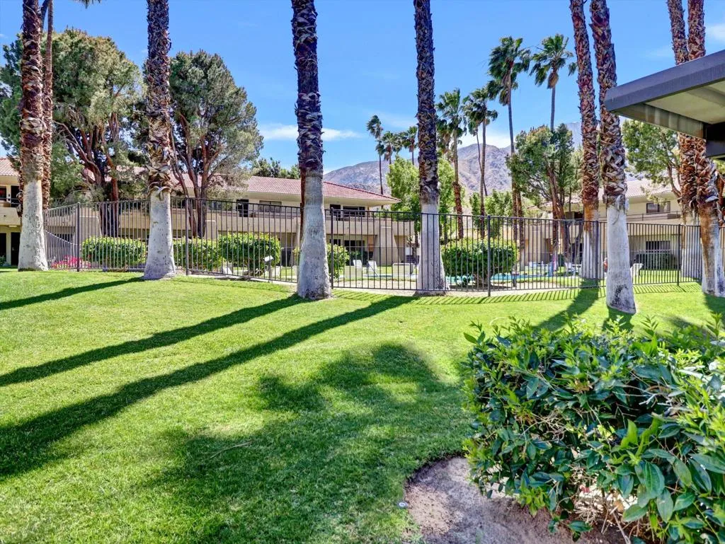 37-701 N Felices Circle -37