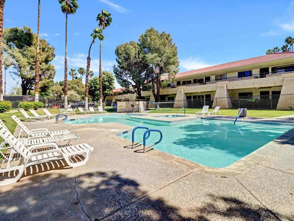 40-701 N Felices Circle -40