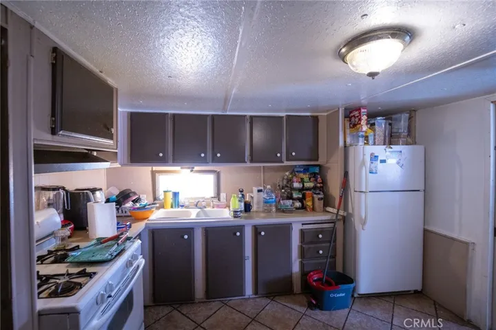 26068 5th, San Bernardino, California 92410