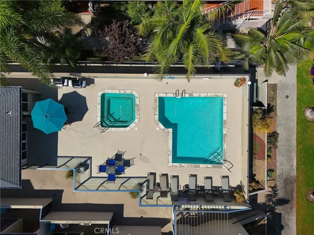 Ocean Terrace Community Pool and Hot tub