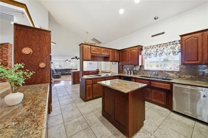 Gourmet Kitchen with Huge Walk Pantry