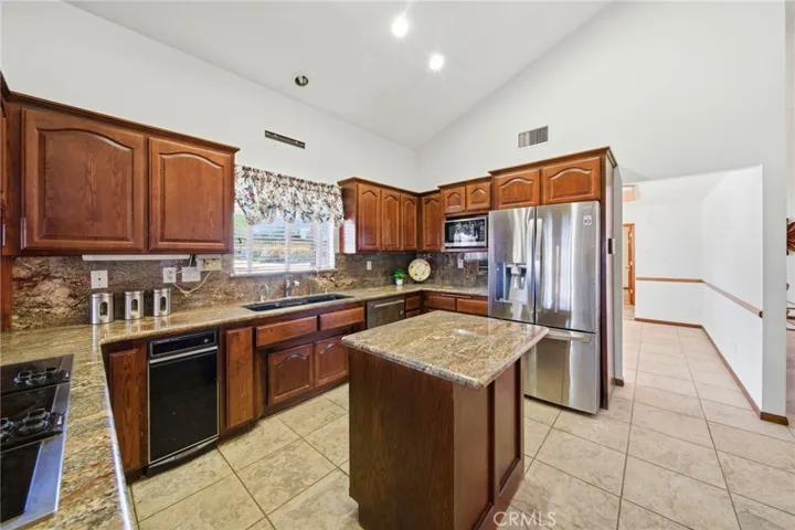 Gourmet Kitchen with Island