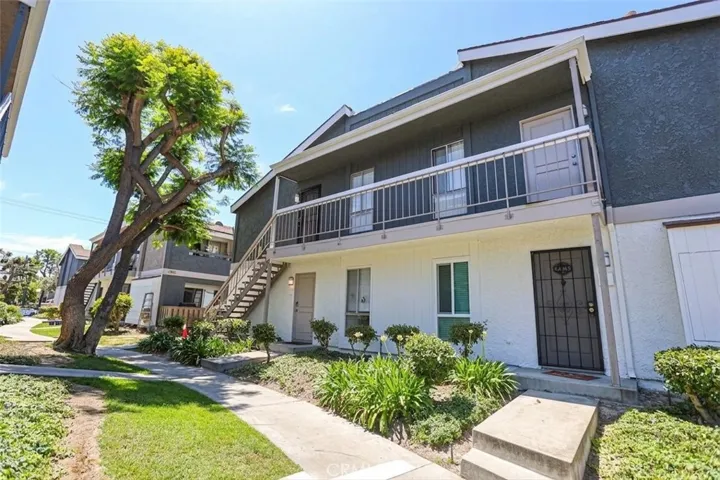 2839 S Fairview St F, Santa Ana, California 92704