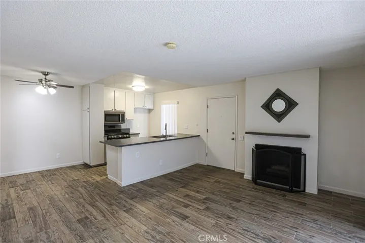 2839 S Fairview St F, Santa Ana, California 92704