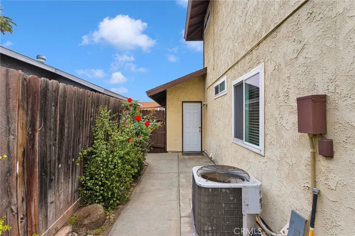 1337 Isadora Way N, Ontario, California 91764