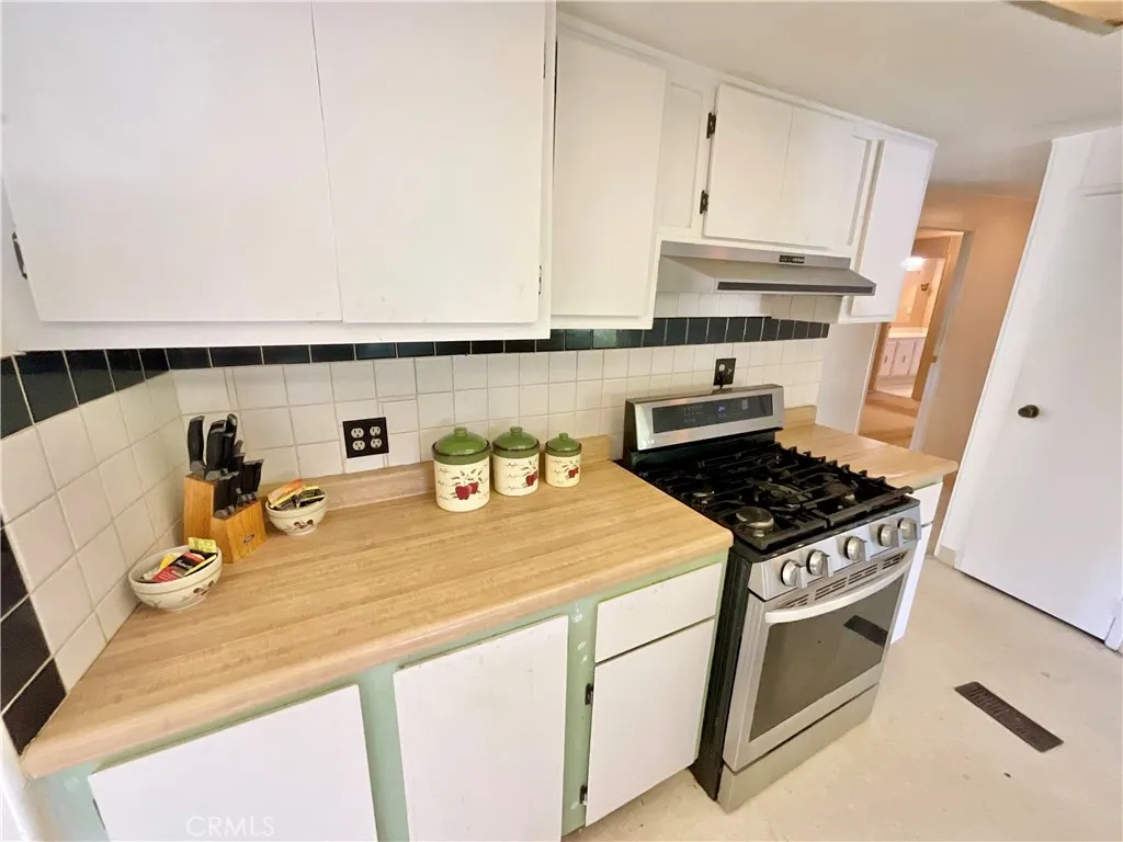 kitchen stove