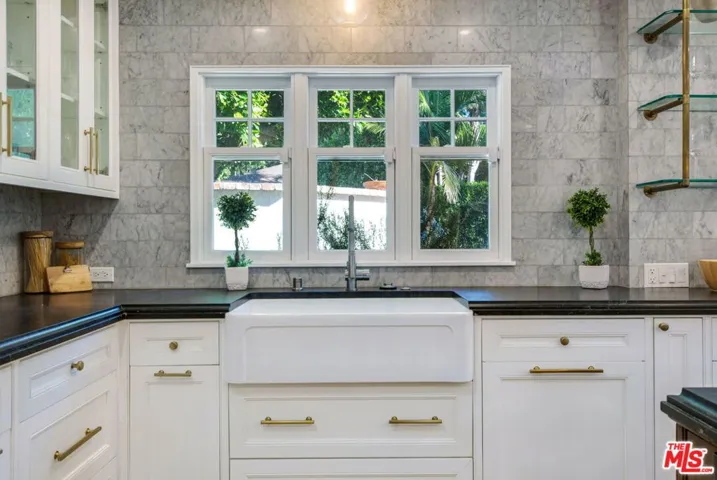 3726 Laurel Canyon Boulevard, Studio City, California 91604