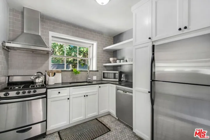 3726 Laurel Canyon Boulevard, Studio City, California 91604