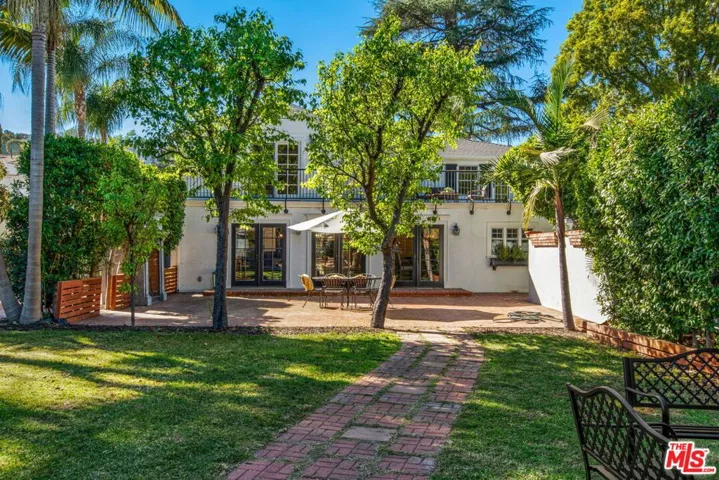3726 Laurel Canyon Boulevard, Studio City, California 91604