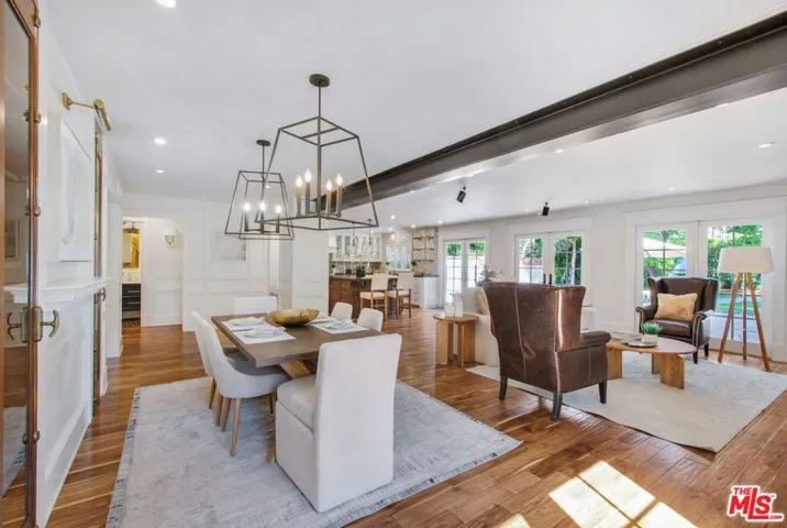 3726 Laurel Canyon Boulevard, Studio City, California 91604
