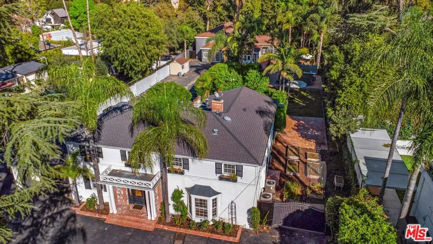 3726 Laurel Canyon Boulevard, Studio City, California 91604