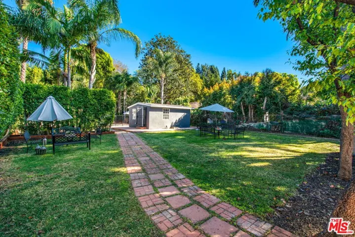 3726 Laurel Canyon Boulevard, Studio City, California 91604