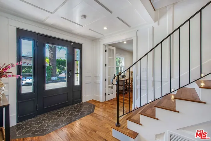 3726 Laurel Canyon Boulevard, Studio City, California 91604