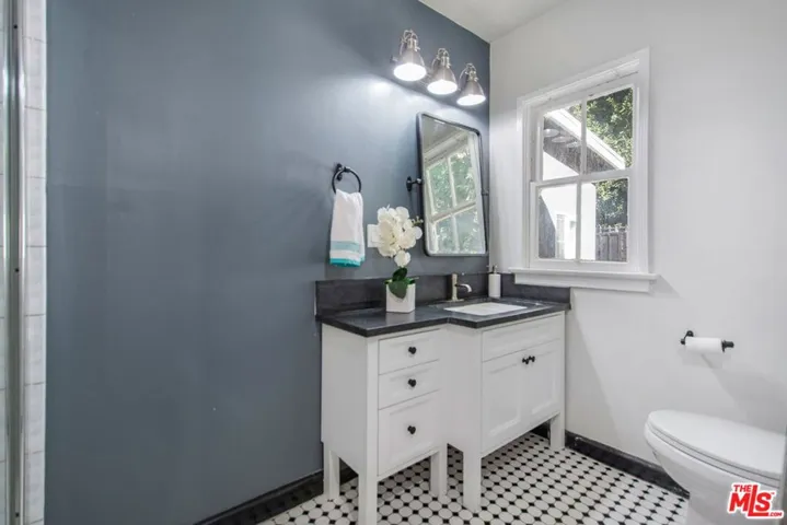 3726 Laurel Canyon Boulevard, Studio City, California 91604