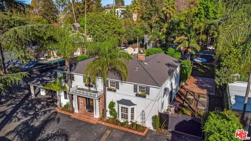 3726 Laurel Canyon Boulevard, Studio City, California 91604