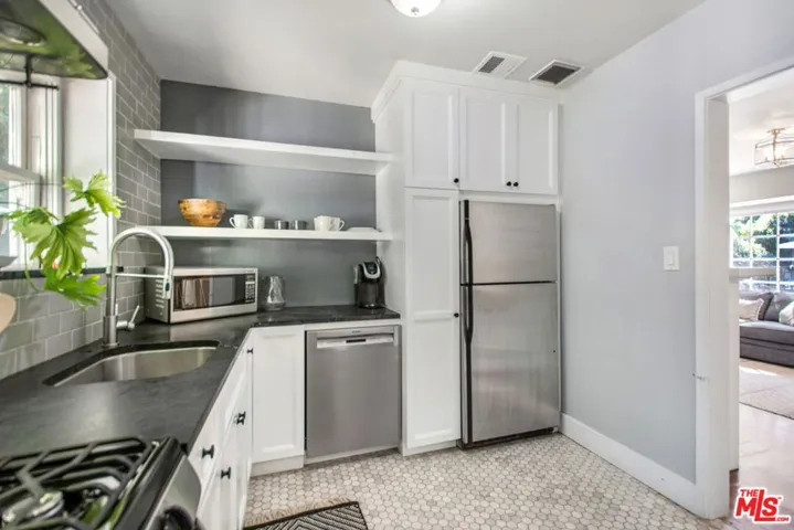 3726 Laurel Canyon Boulevard, Studio City, California 91604