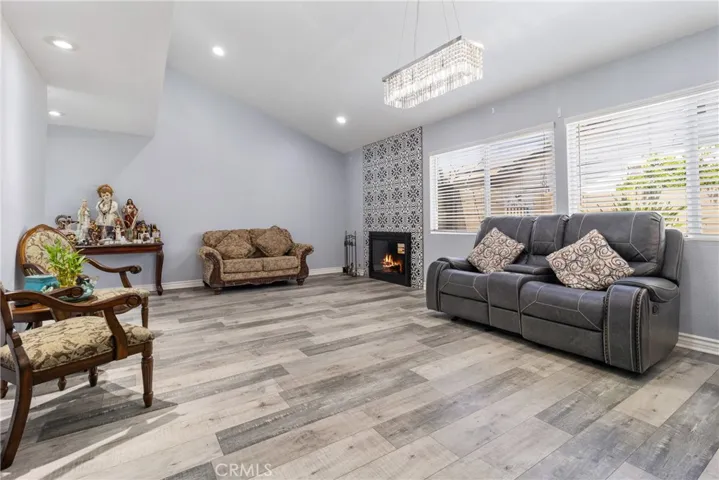 2078 N Swindon, Simi Valley, California 93063