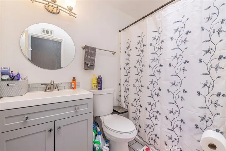 2078 N Swindon, Simi Valley, California 93063