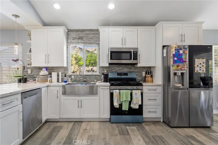 2078 N Swindon, Simi Valley, California 93063