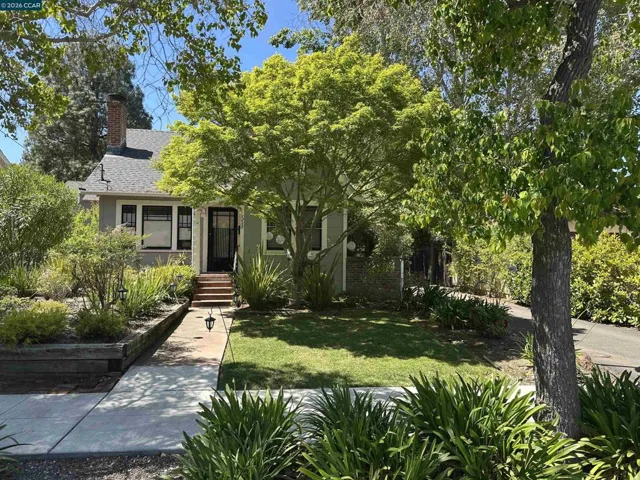 1258 Pine