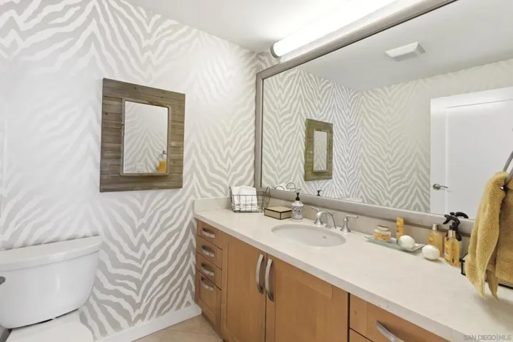 5440 La Jolla E106, La Jolla, California 92037