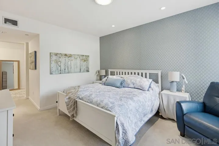 5440 La Jolla E106, La Jolla, California 92037