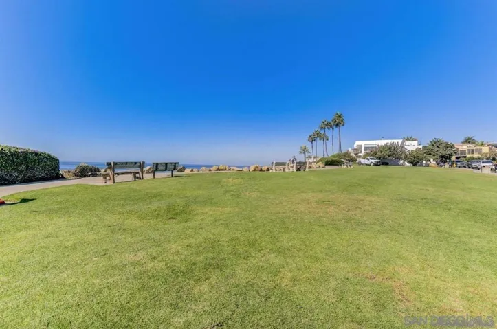 5440 La Jolla E106, La Jolla, California 92037