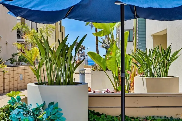 5440 La Jolla E106, La Jolla, California 92037