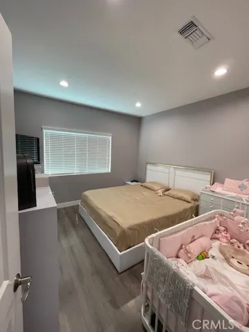 10802 Crockett Street, Sun Valley, California 91352