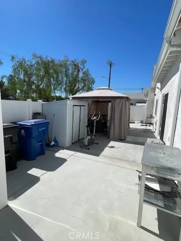 10802 Crockett Street, Sun Valley, California 91352