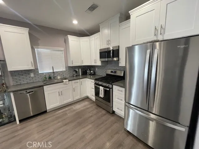 10802 Crockett Street, Sun Valley, California 91352