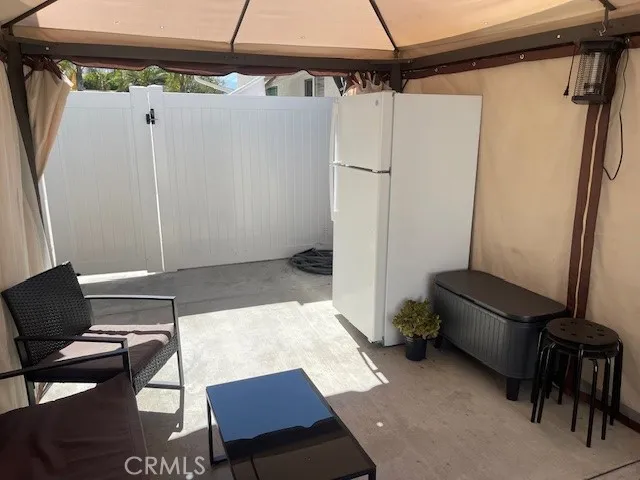 10802 Crockett Street, Sun Valley, California 91352