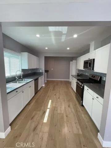 10802 Crockett Street, Sun Valley, California 91352