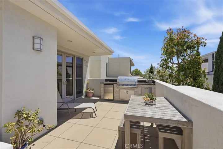 5573 Palm Drive, Hawthorne, California 90250