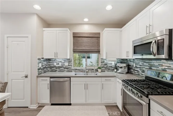 5573 Palm Drive, Hawthorne, California 90250
