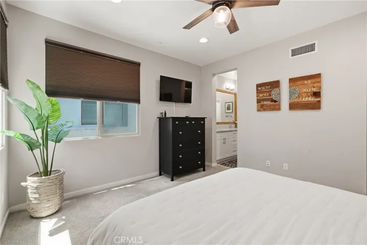 5573 Palm Drive, Hawthorne, California 90250