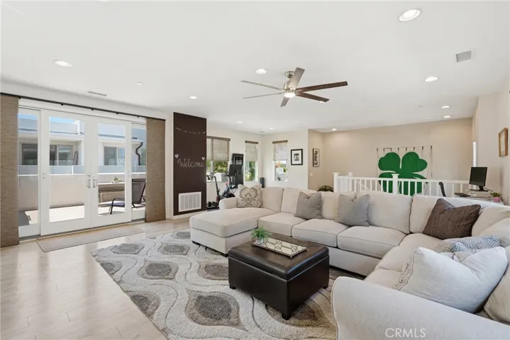 5573 Palm Drive, Hawthorne, California 90250