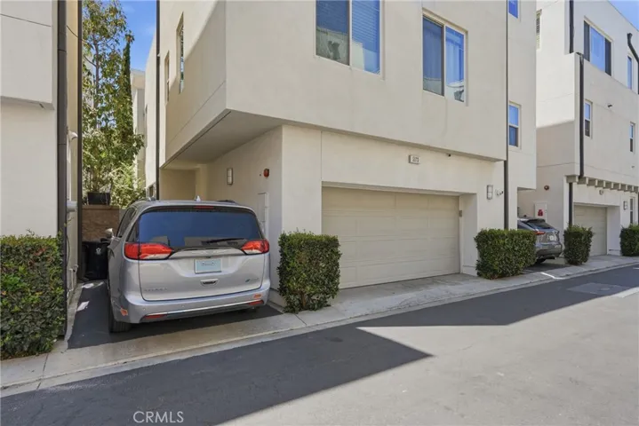 5573 Palm Drive, Hawthorne, California 90250