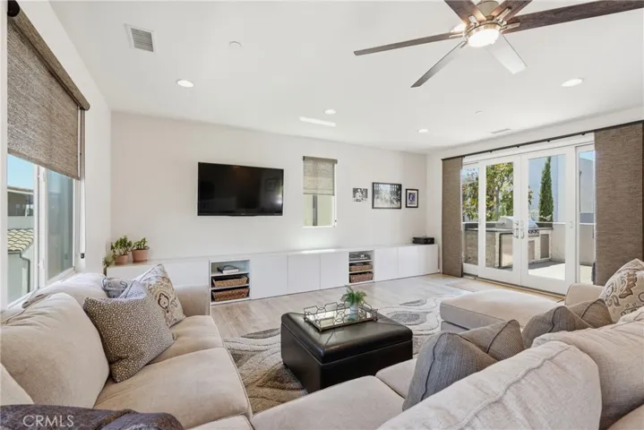 5573 Palm Drive, Hawthorne, California 90250