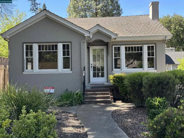 1272 Pine