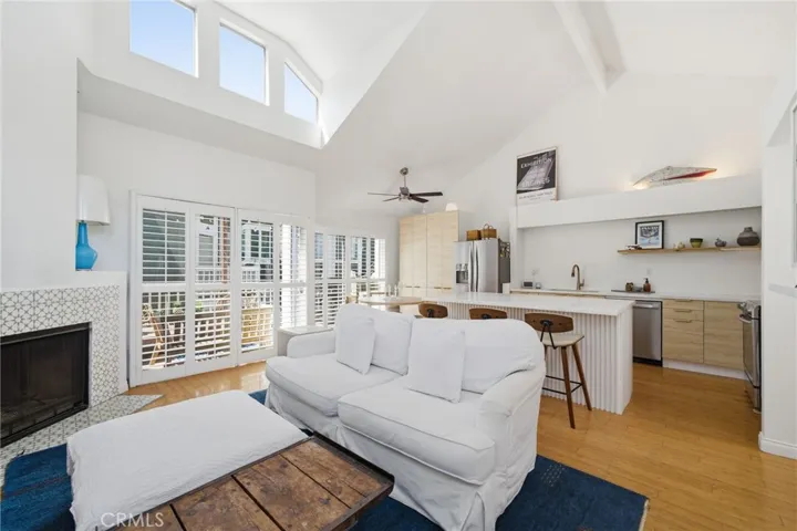 805 Grayling Bay, Costa Mesa, California 92626